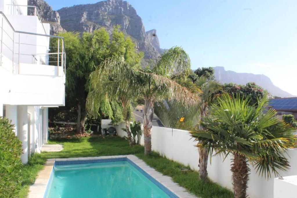 Cozy Camps Bay House With Mountain And Sea View Villa Cape Town Luaran gambar