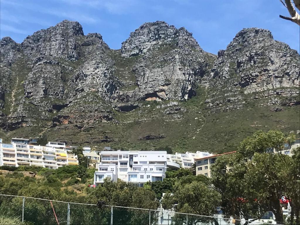 Cozy Camps Bay House With Mountain And Sea View Villa Cape Town Luaran gambar