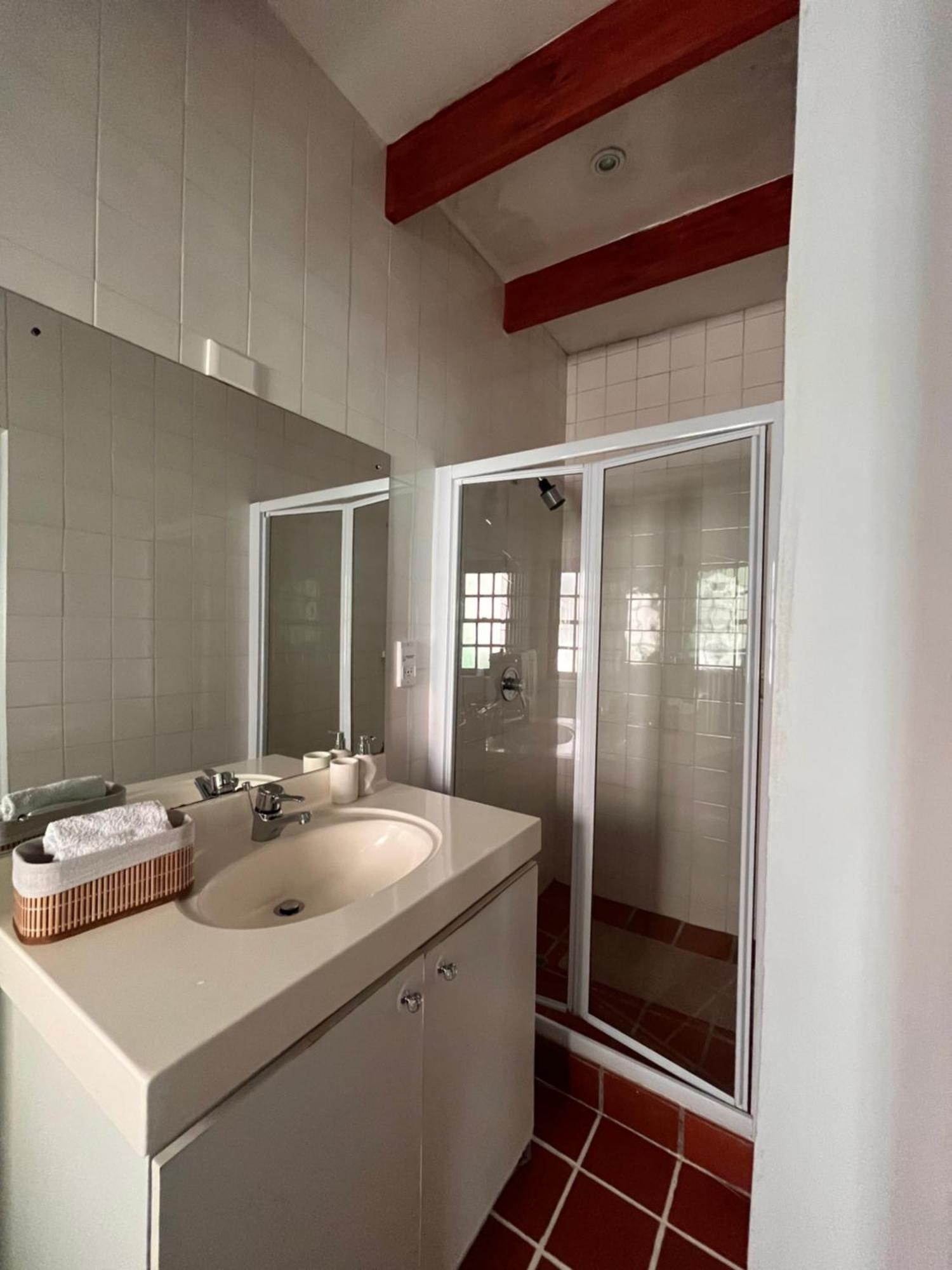 Cozy Camps Bay House With Mountain And Sea View Villa Cape Town Luaran gambar